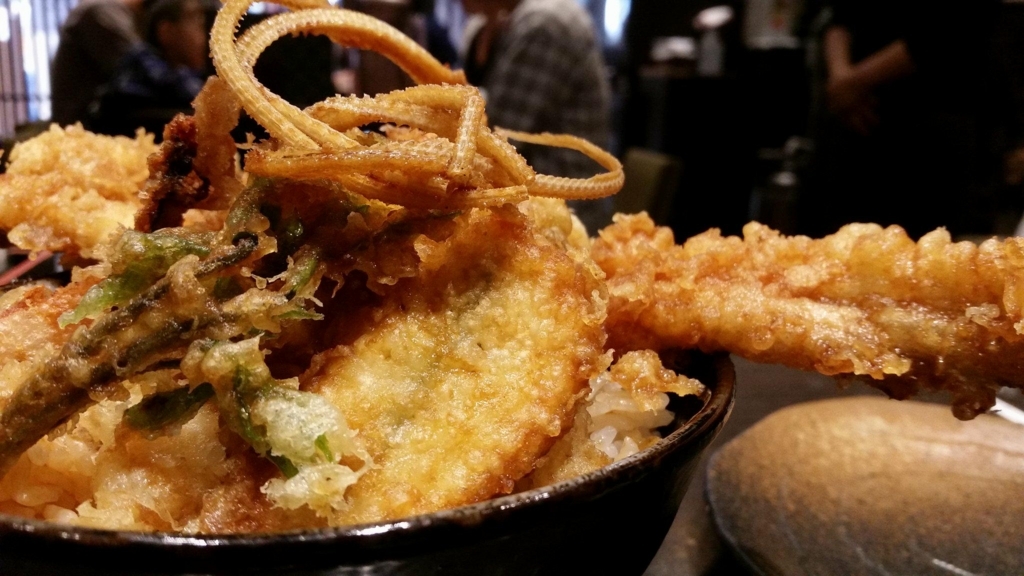 浅草『天丼秋光』の、五代目天丼のアップ写真①