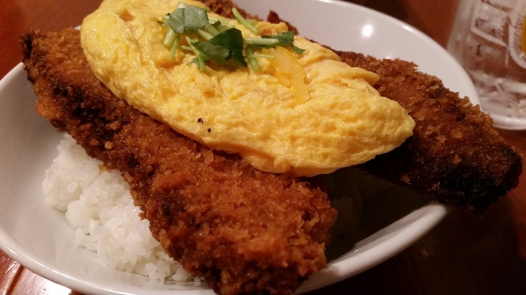 炉端バルさま田 秋葉原でインパクト大の特盛カツ丼 平日限定の満腹確実ランチ ぶらりぼっち日和