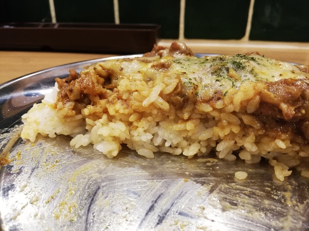 残り半分の高田馬場『プネウマカレー』のチキンカレー