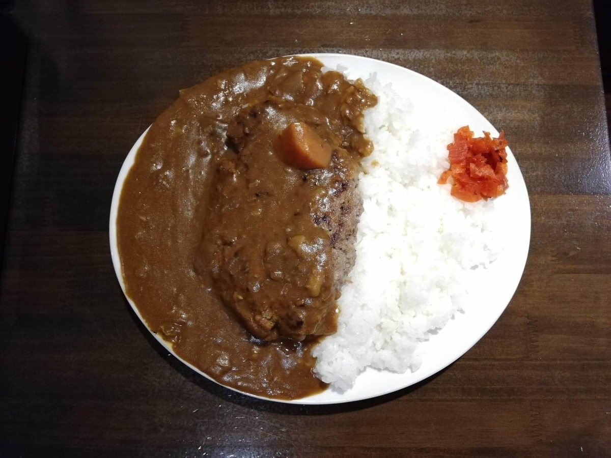 秋葉原（末広町）『牛舎』のハンバーグカレーの写真