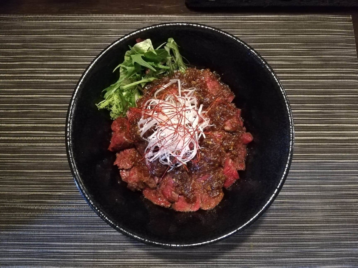 浦和『carnegico(カルネジコ)』の赤身ステーキ丼の写真