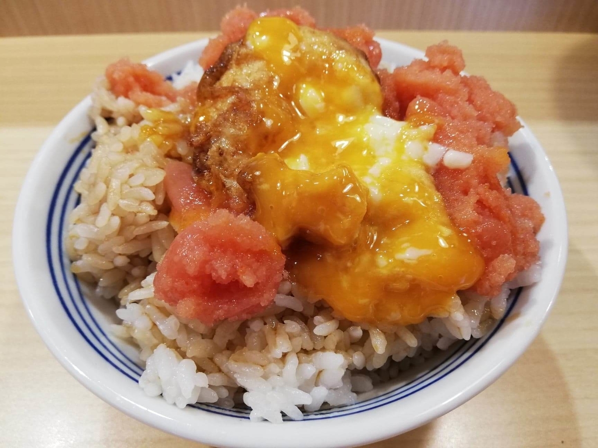 高田馬場『天麩羅えびのや』の明太子と玉子の天ぷらの写真②