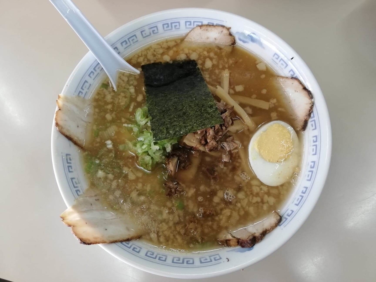 光が丘『めんくい』のとんこつラーメンの写真