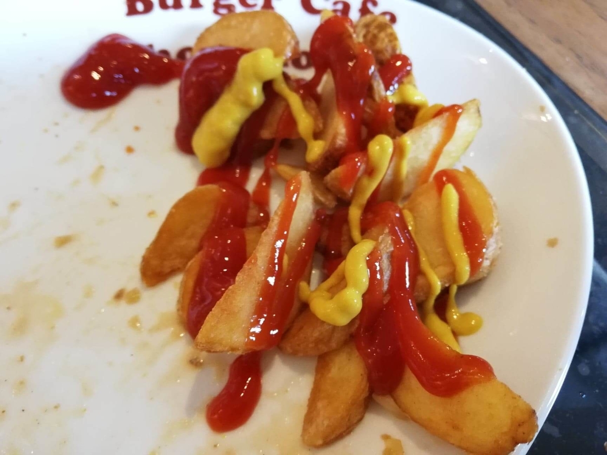 本川越『バーガーカフェホノホノ（BurgerCafe honohono）』のポテトの写真