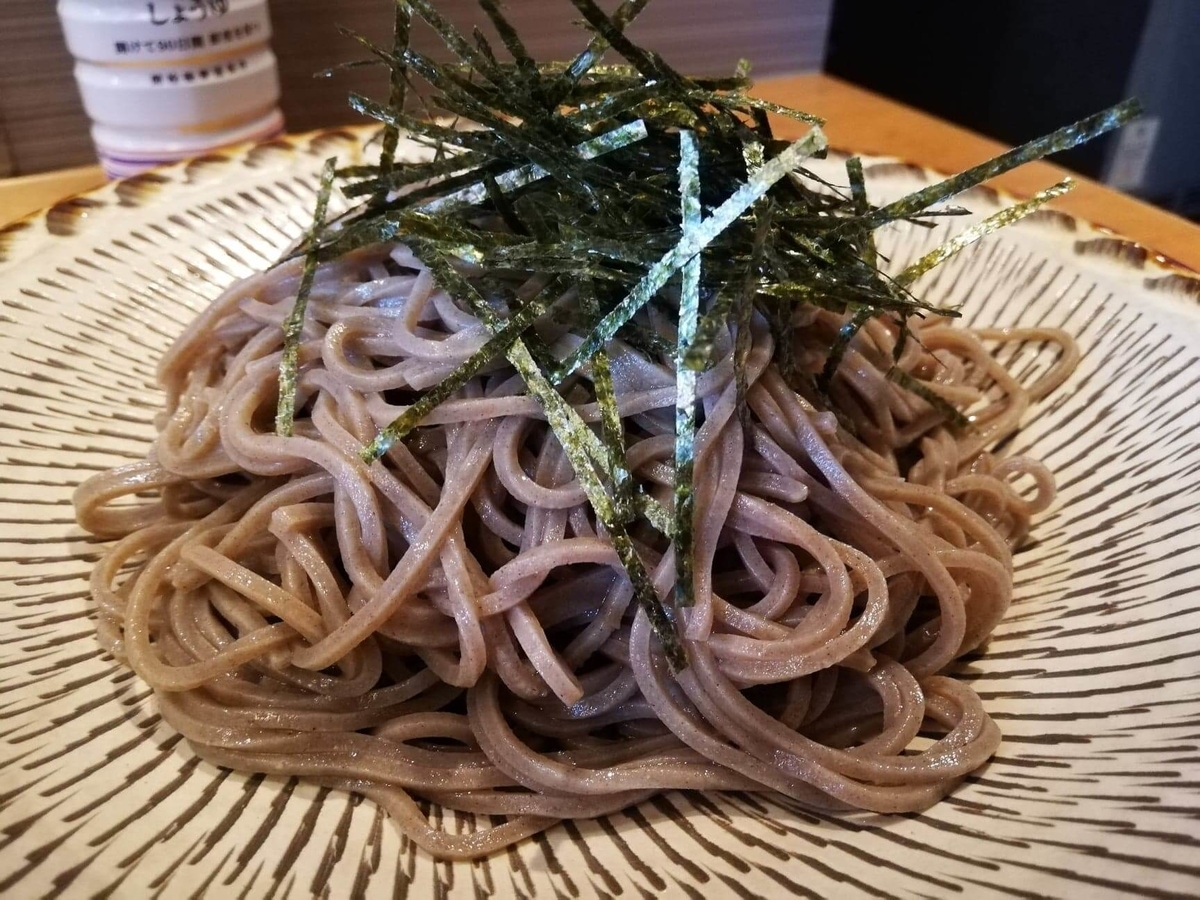 高田馬場『つけ蕎麦安土』の、蕎麦の写真