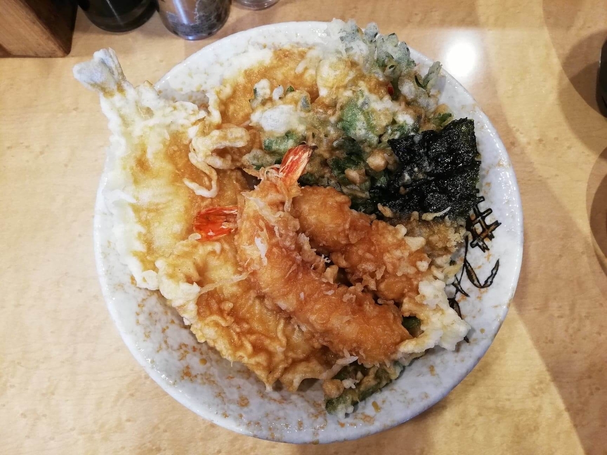 池袋『天丼ふじ』のジャンボ天丼の写真