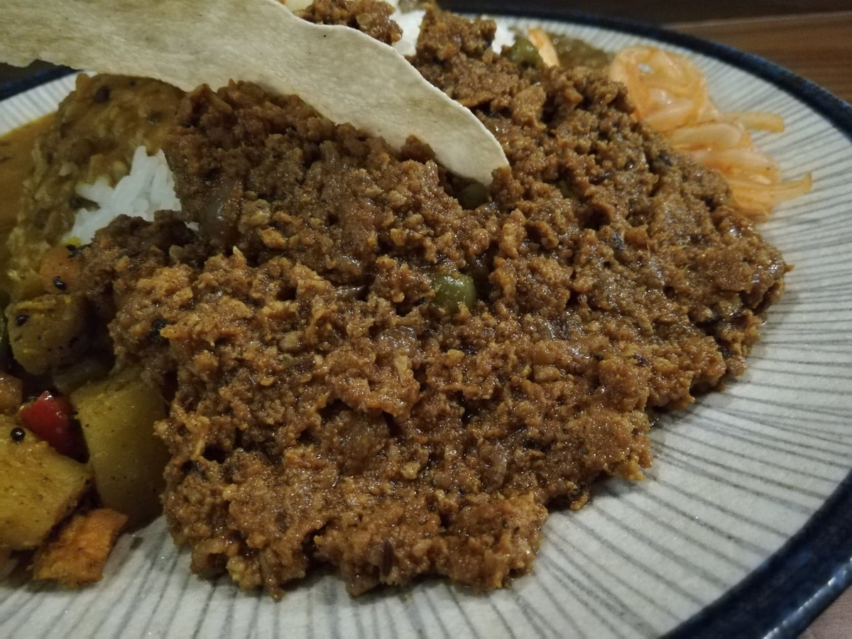 西武新宿『フィッシュ（FISH）』のキーマカレーの写真