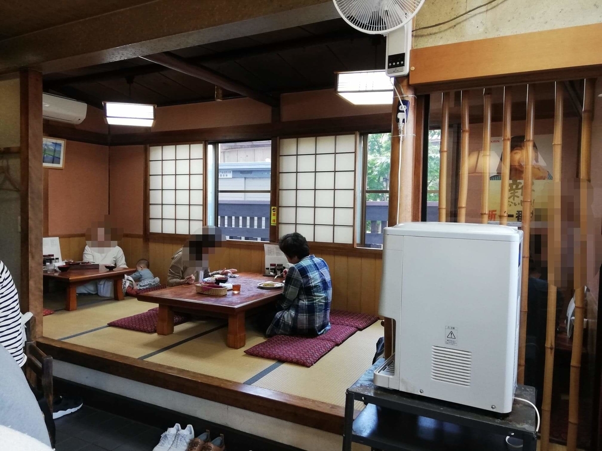 石川県金沢市ひがし茶屋街『自由軒』の店内写真④