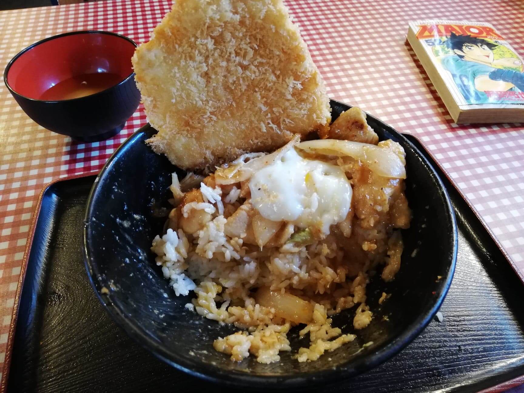 江古田『キッチン男の晩ごはん女の昼ごはん』のスタミナ野郎丼（極み）の写真